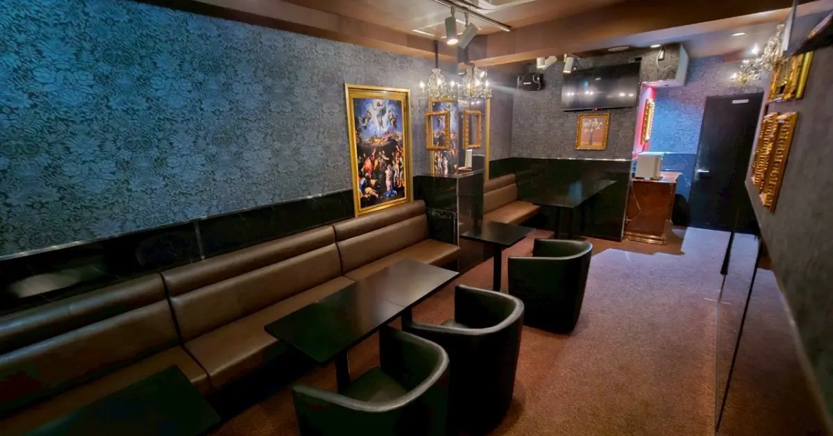 神田アールのメインフロア（店内内装） - キャバクラ体入求人