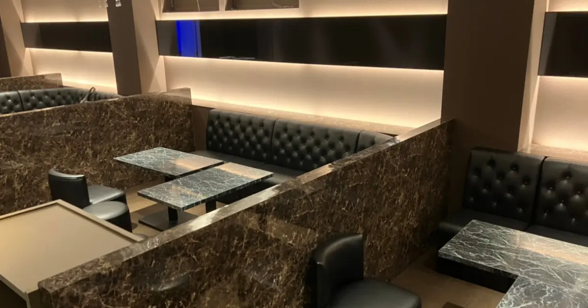 上野ルクソールのメインフロア（店内内装） - キャバクラ体入求人