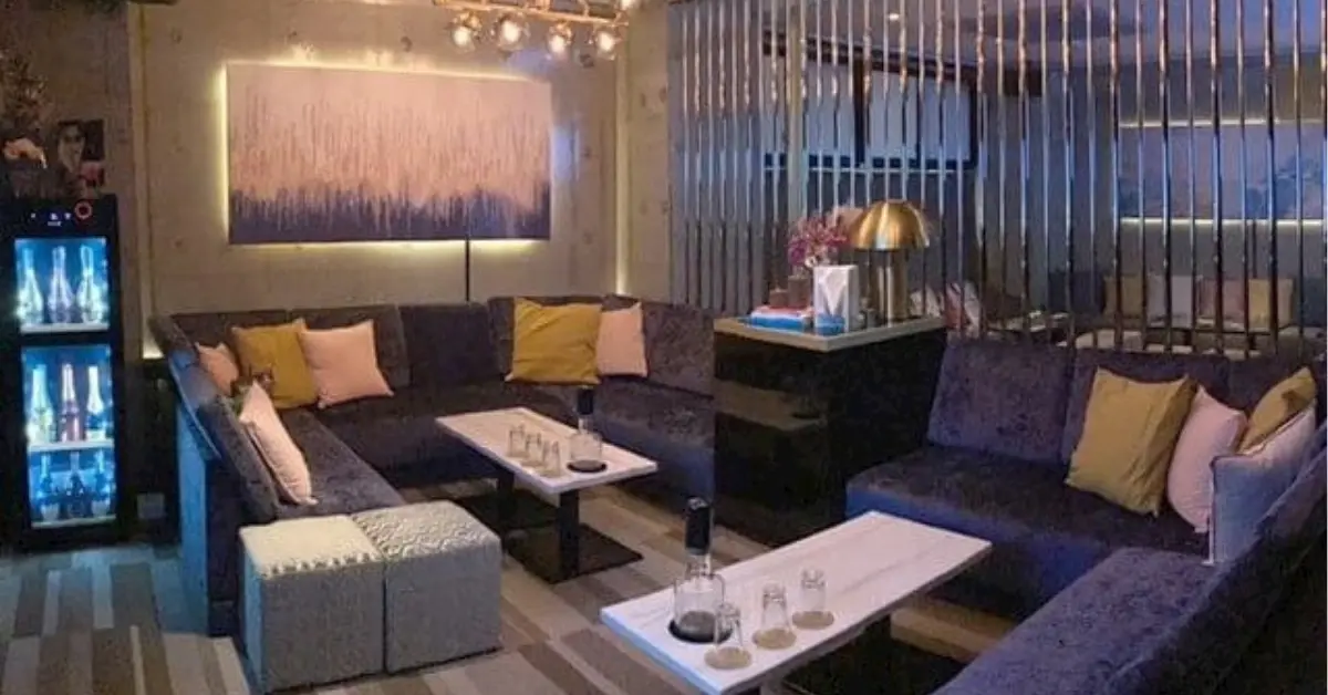 船橋＋ラウンジM＋メインフロア 店内内装