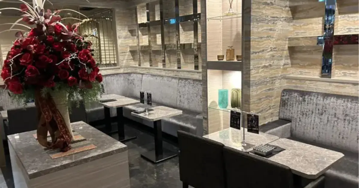 船橋＋オーディン＋メインフロア 店内内装＋通路側から撮影