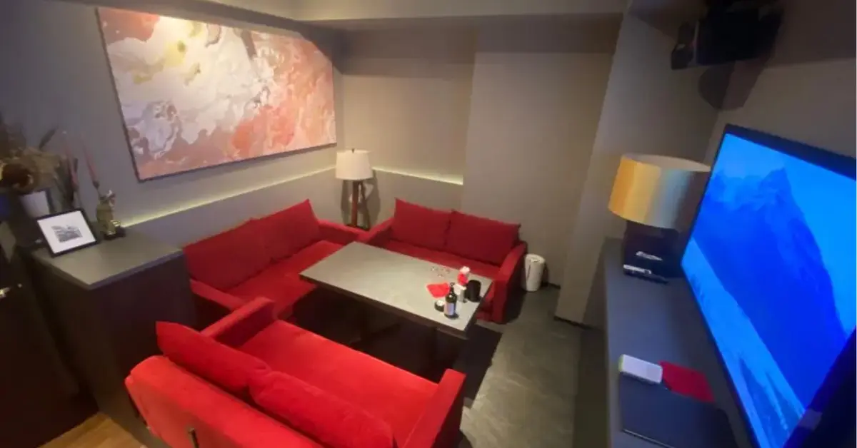 松戸＋アップステアーズ＋個室VIPルーム 店内内装