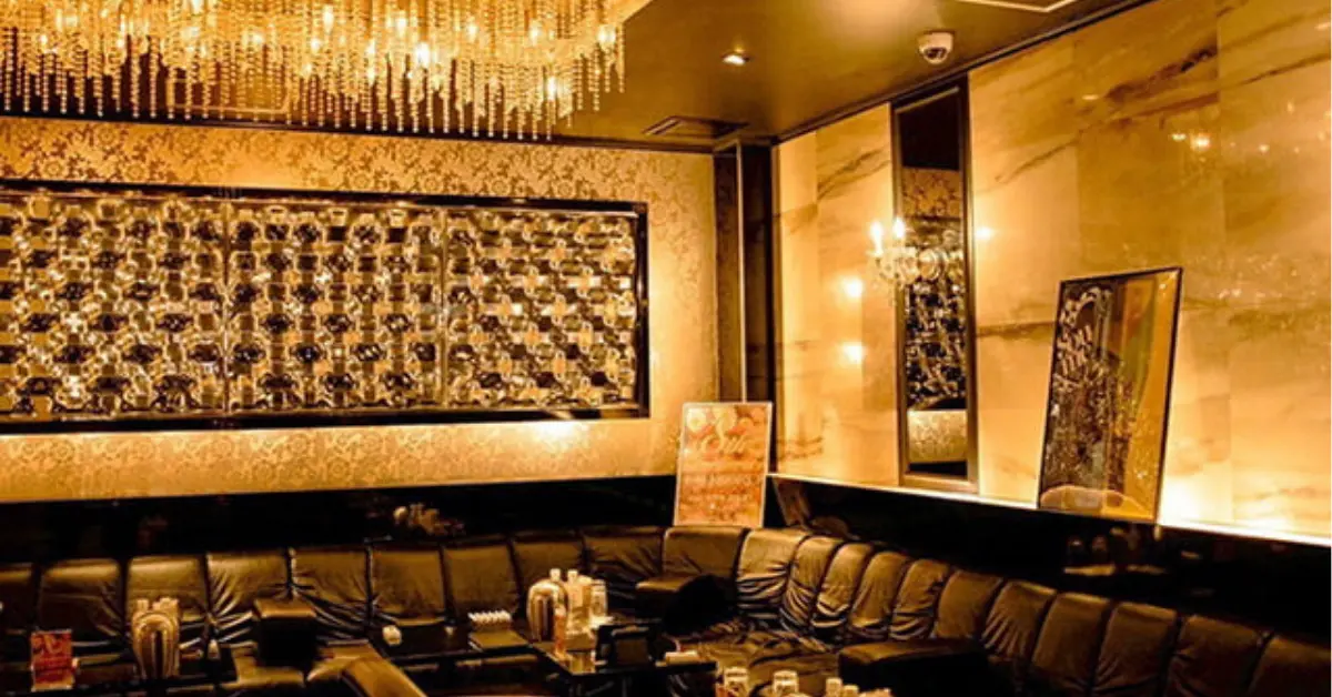 西船橋＋フクロウ＋個室VIPルーム 店内内装＋ソファ側から撮影