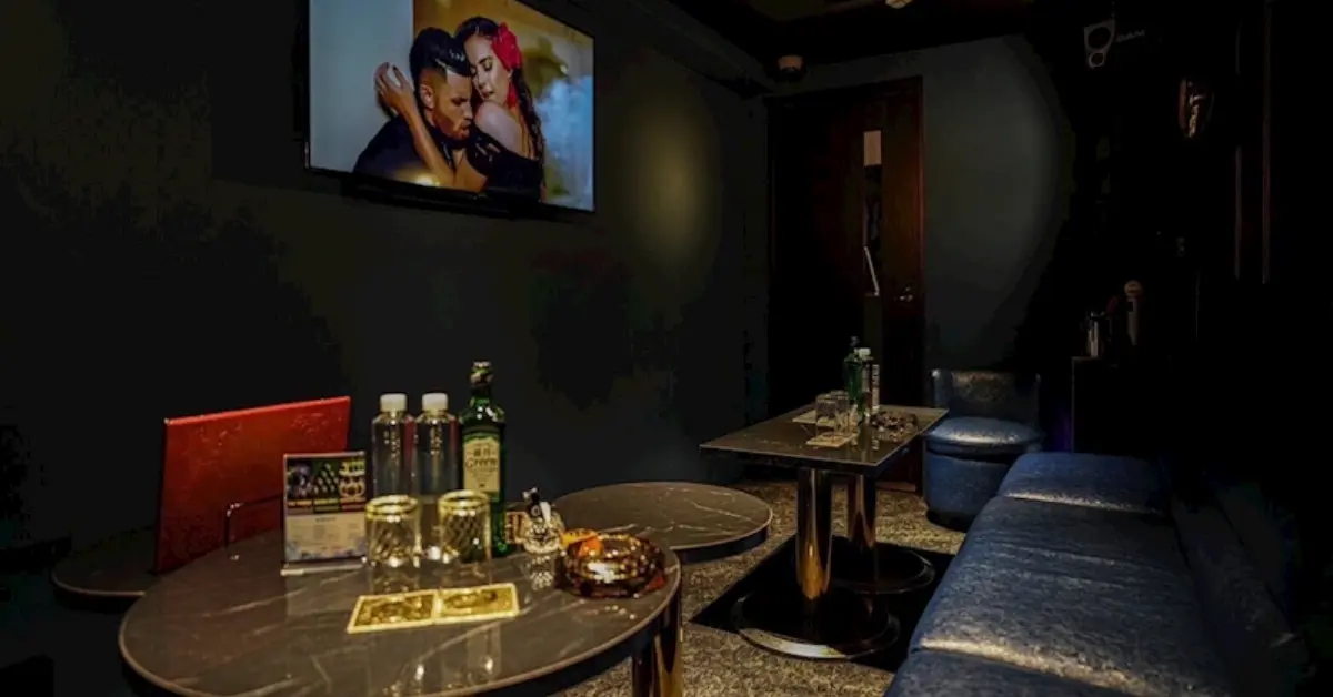 千葉富士見町キャラット(Carat)の第二個室VIPルームを撮影した店内内装