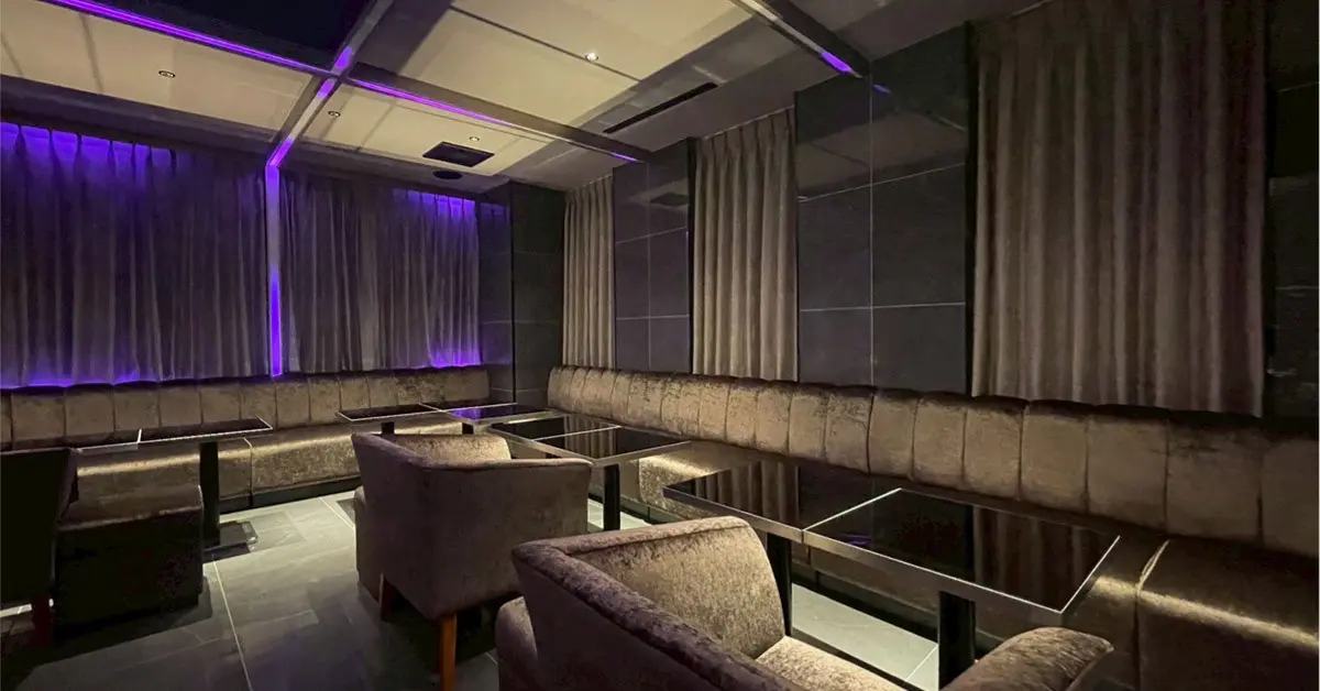 上野クラッシュ（Crash）のメインフロアを撮影した店内内装