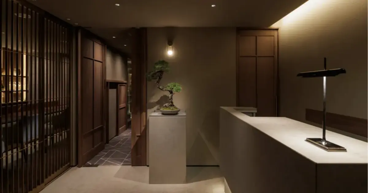 銀座ナギ（七凪）のエントランスを撮影した店内内装