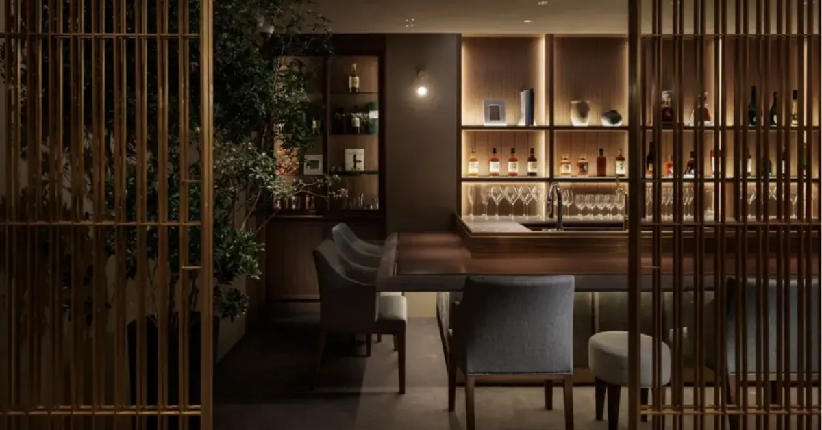 銀座ナギ（七凪）のメインフロアをカウンター側から撮影した店内内装