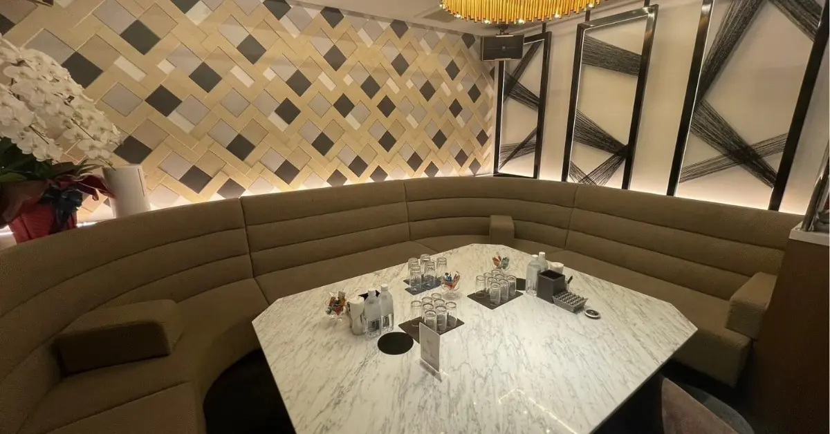 銀座セブンティセブン（Seventy Seven）のVIPルームを撮影した店内内装