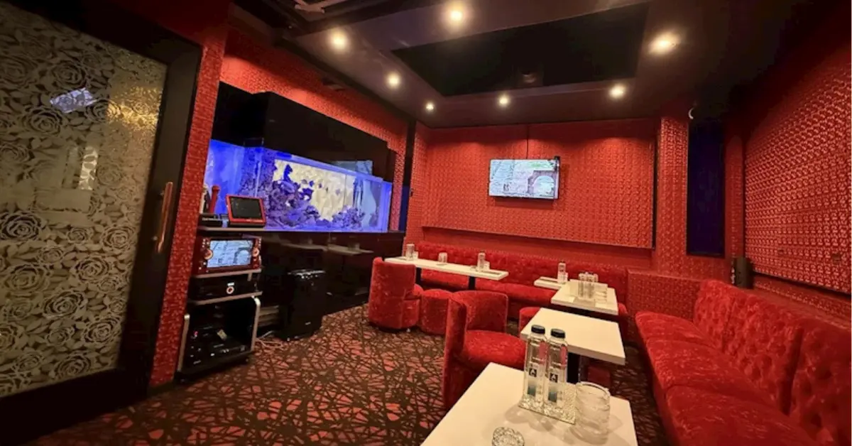 千葉 富士見町 キングアンドジョーカー（King&JOKER）のVIPルームを撮影した店内内装