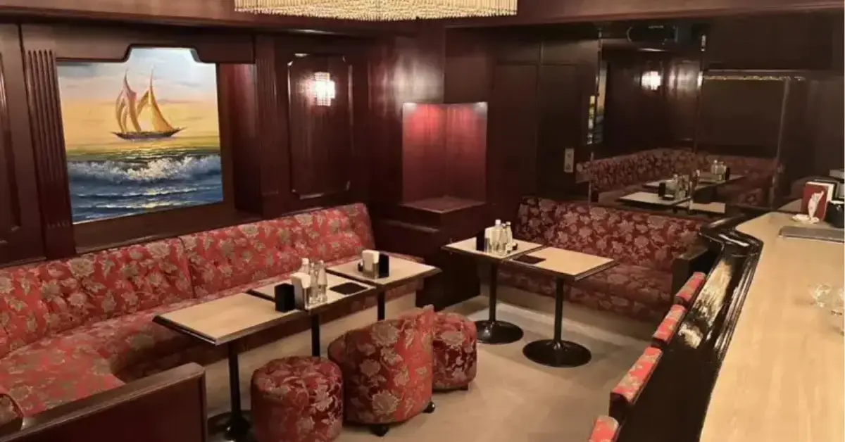 銀座アイ（AI）のメインフロアを撮影した店内内装