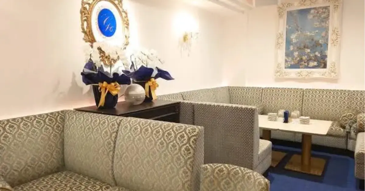 銀座グリ（Guri）のメインフロアを撮影した店内内装