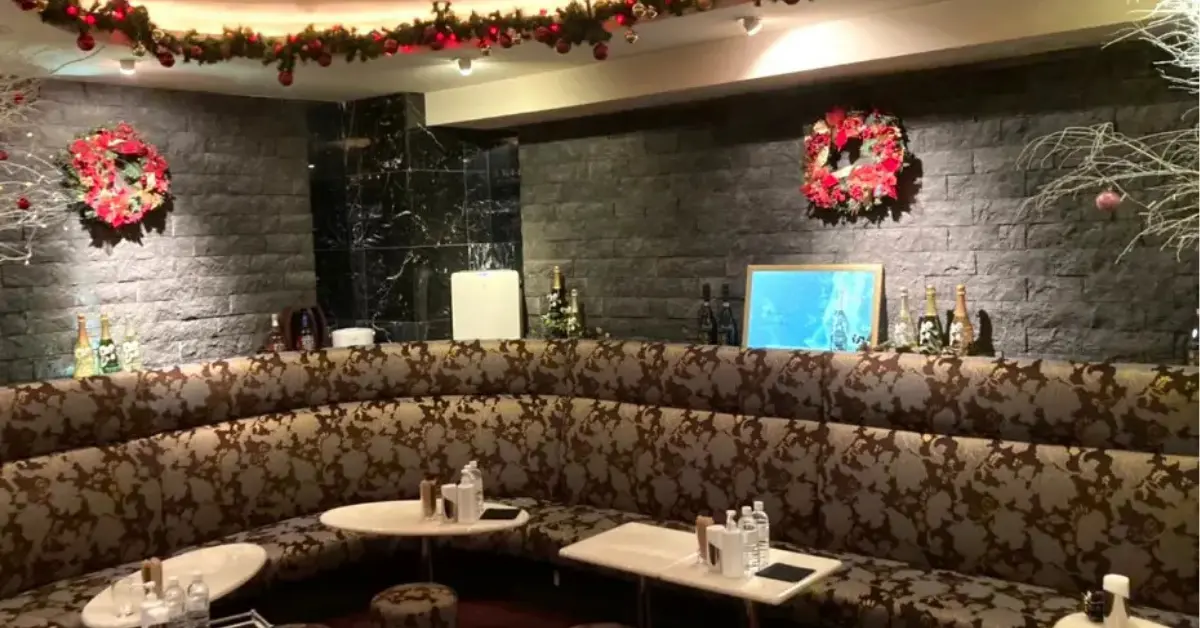 銀座ナナ（club nana）のメインフロアを撮影した店内内装