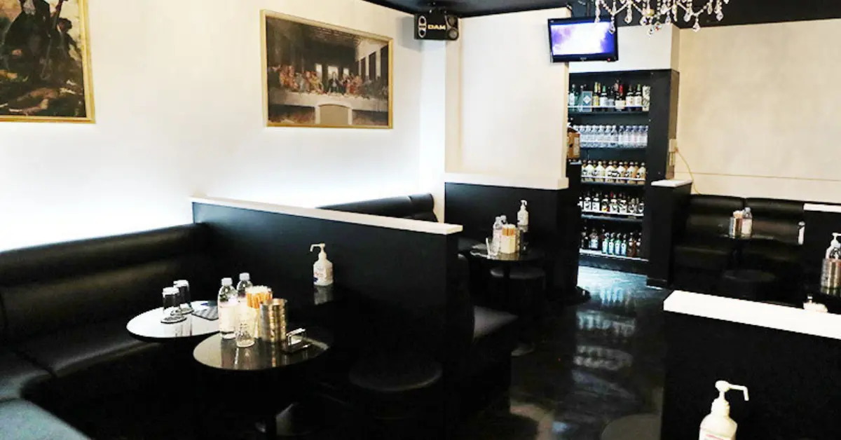 ｛練馬 サボ （SABO）｝のメインフロアを撮影した店内内装