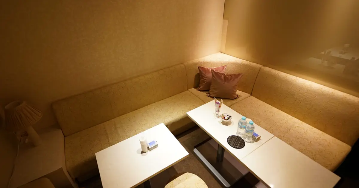 銀座香山(カヤマ)の個室VIPを撮影した店内内装