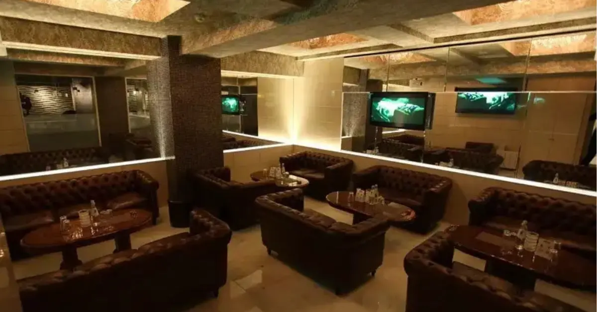 上野アトランティス(ATLANTIS)のメインフロアを撮影した店内内装