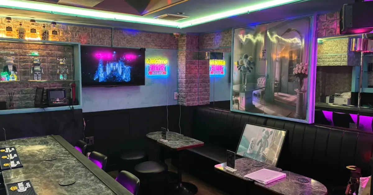 上野 デイトナ(Deyotona)ののメインフロアを撮影した店内内装
