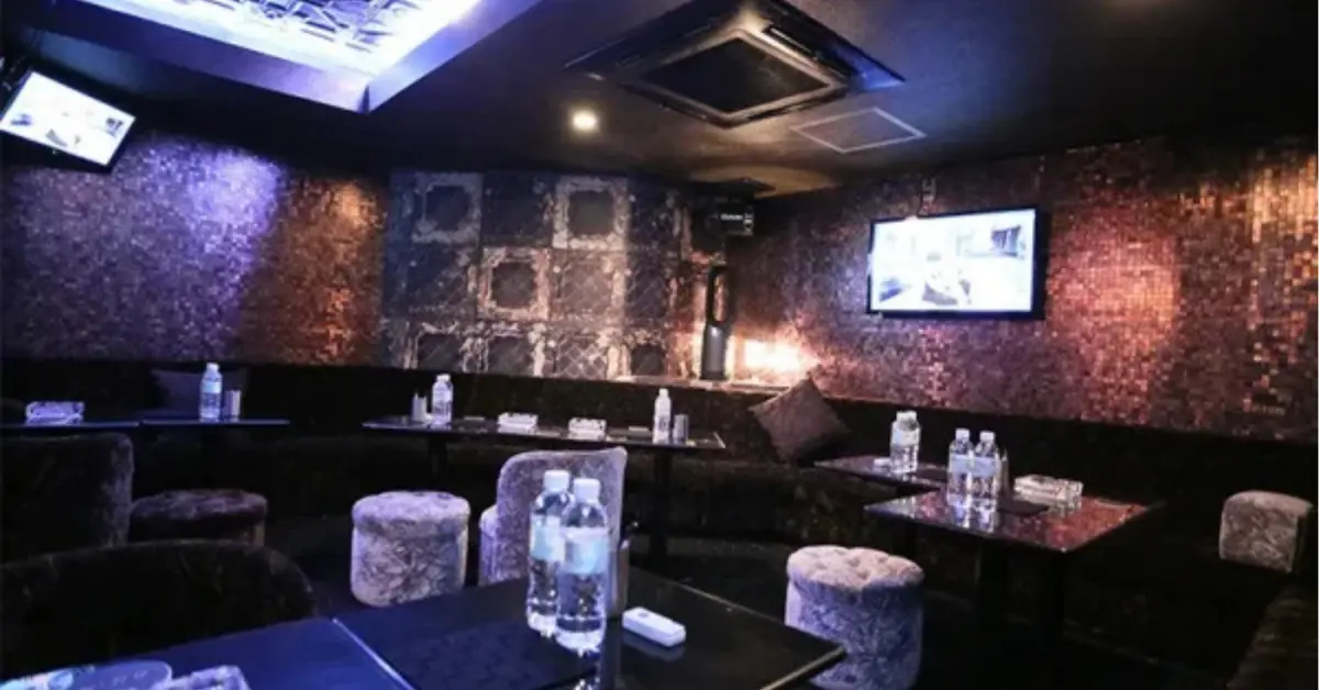 新宿歌舞伎町ロキ1部(Loki)のメインフロアを撮影した店内内装