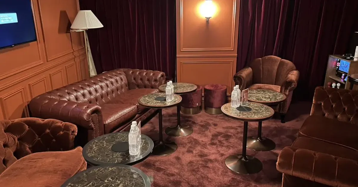 六本木バッドガールズのVIPルームを撮影した店内内装